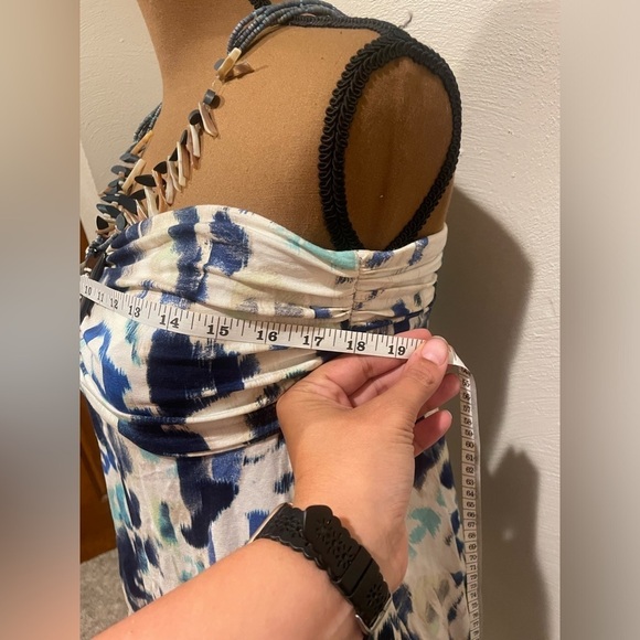 Great Boston proper halter top with decorative neck size medium - Picture 4 of 6